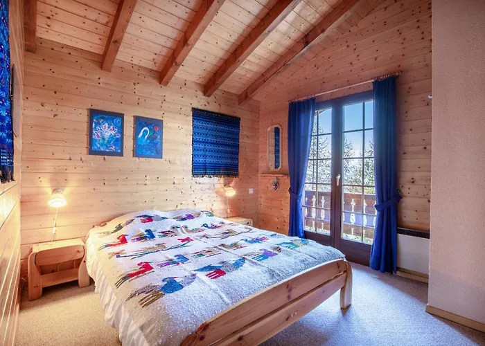 Hibou Mountain & Quiet 6 Pers 木屋 *